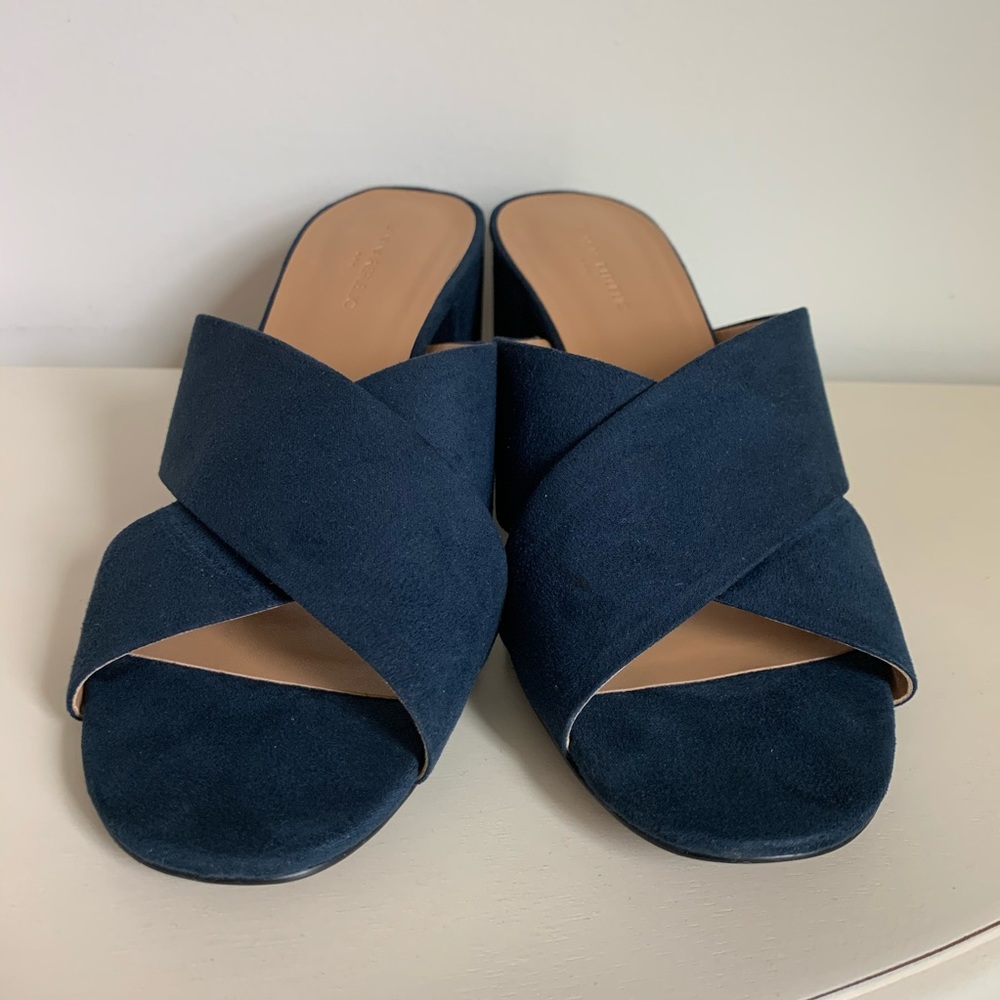 Banana Republic Navy Slide Sandals
